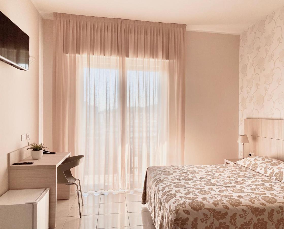 Santa Barbara Hotel & Apartments Bellaria-Igea Marina Exterior foto