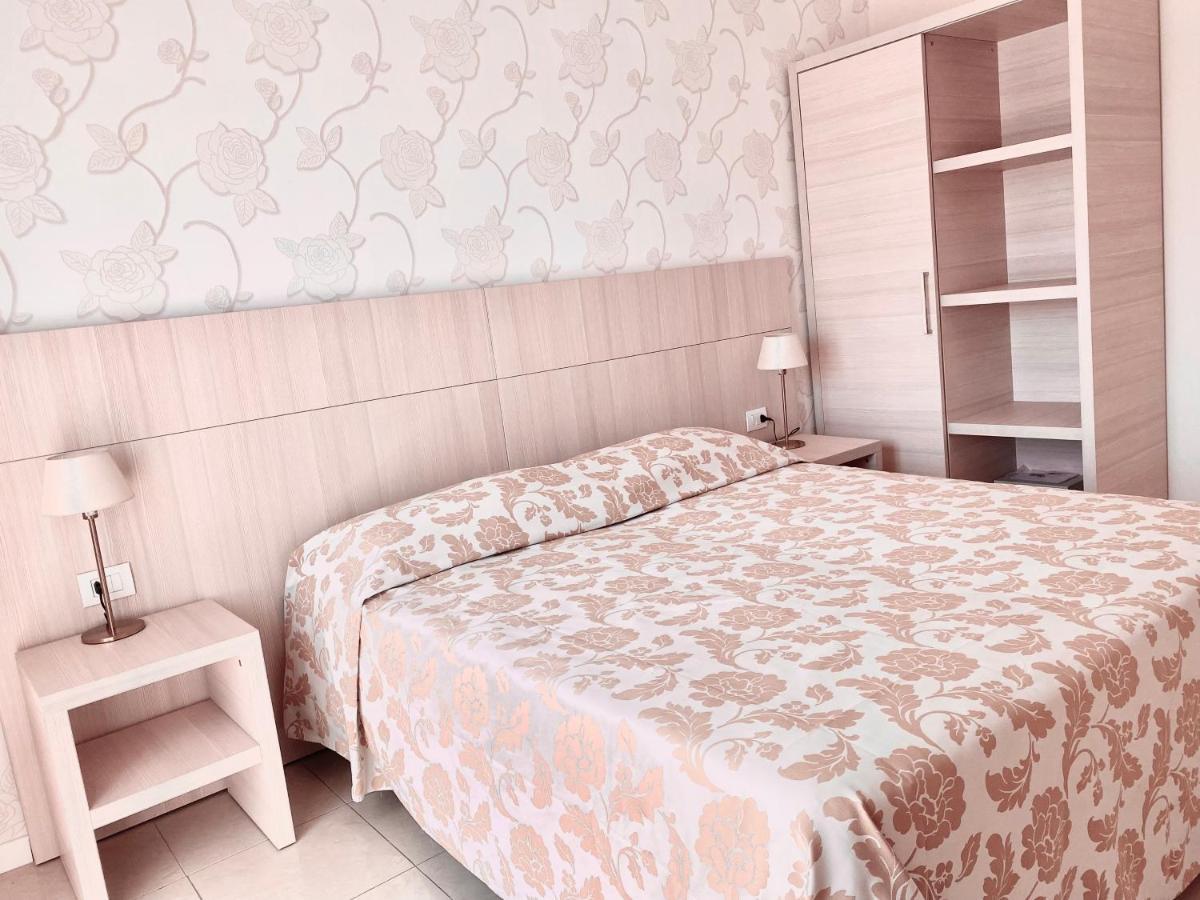 Santa Barbara Hotel & Apartments Bellaria-Igea Marina Cameră foto