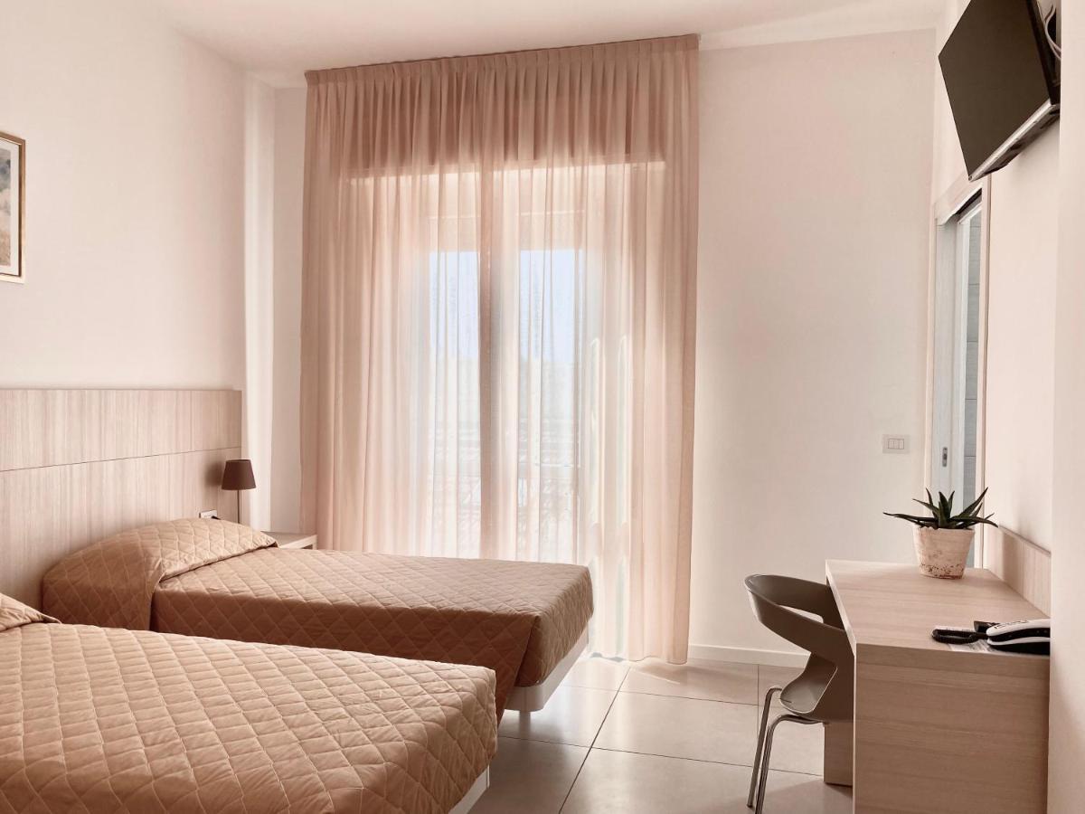 Santa Barbara Hotel & Apartments Bellaria-Igea Marina Exterior foto