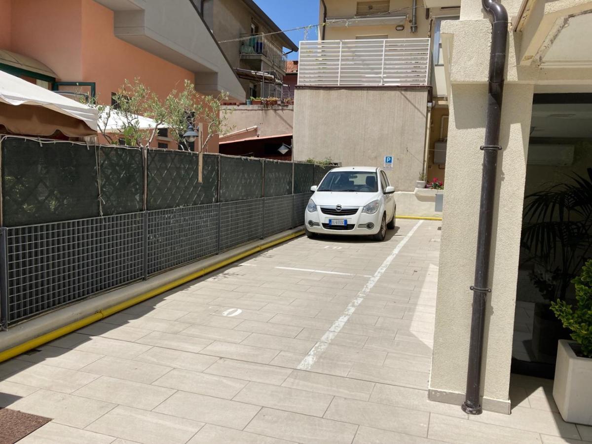 Santa Barbara Hotel & Apartments Bellaria-Igea Marina Exterior foto